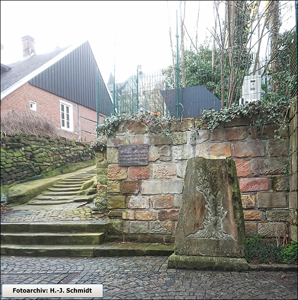 Synagogenstiege, Blick zur Sandsteintreppe